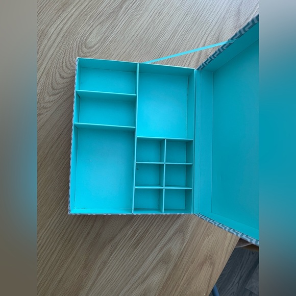 Jewelry Box - Picture 3 of 3